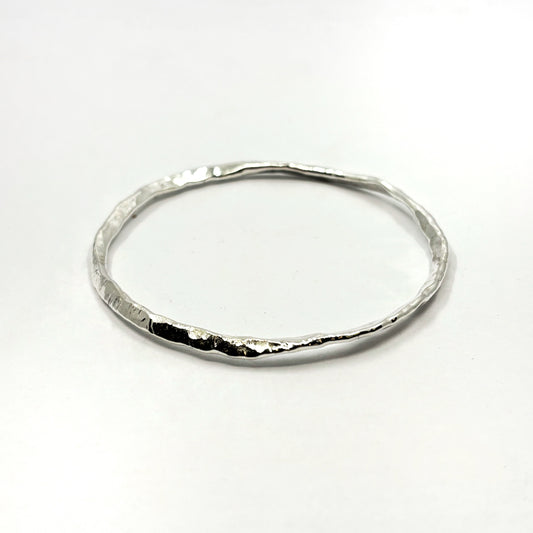 Spiral hammered bangle